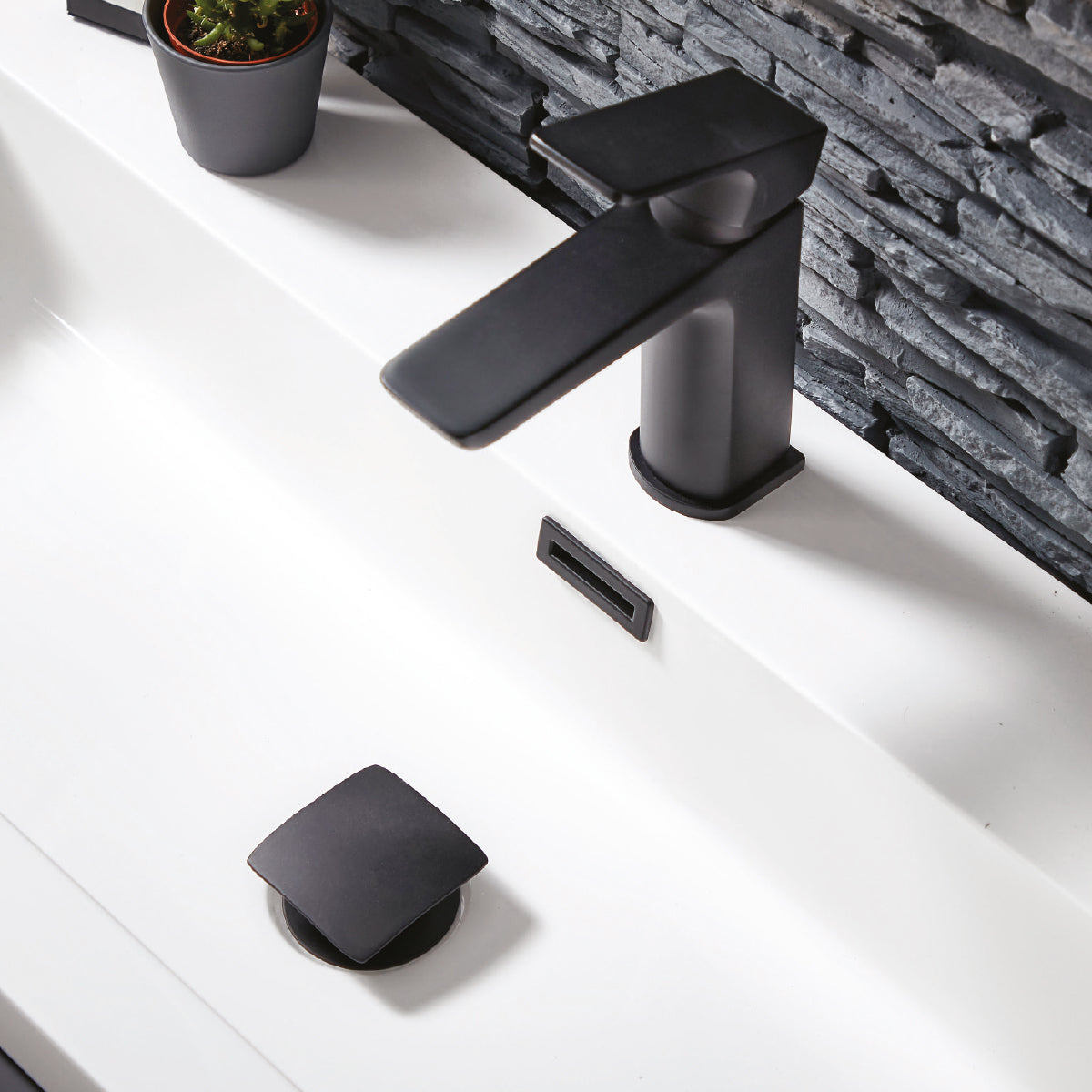 Black Square Unslotted Sprung Basin Waste