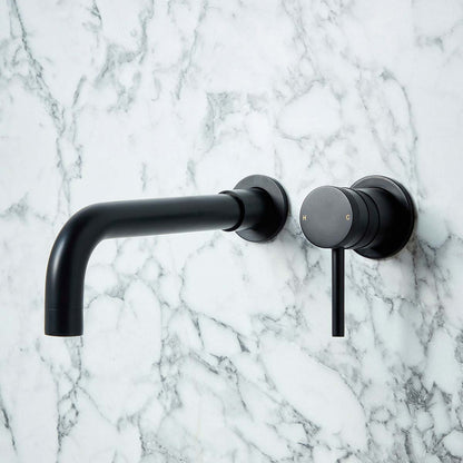 LEGACY Core Cloakroom Spout Matte Black