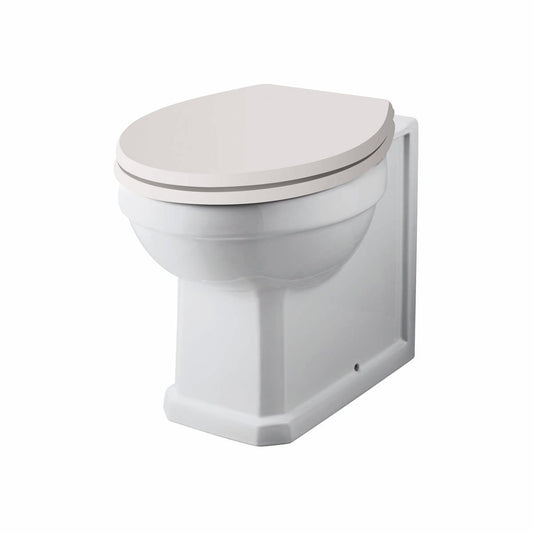 Traditional Back to Wall Pan